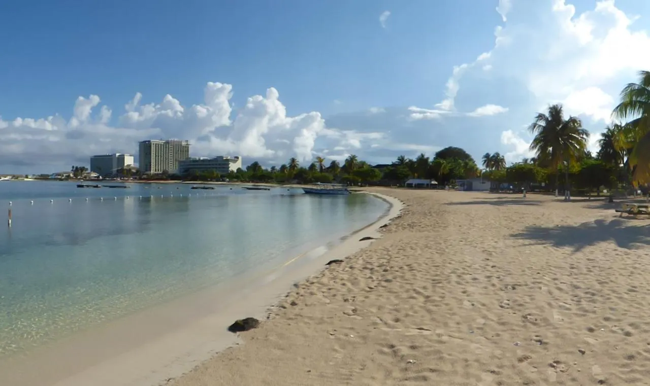 Beach One Bedroom Suite A17 奥乔里奥斯 牙买加